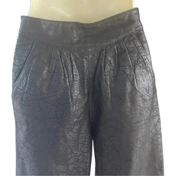 Vintage 1980s d’Linea Lack Leather Skinny Pants – Black Printed Design, Waist 26 - Picture 5 of 10